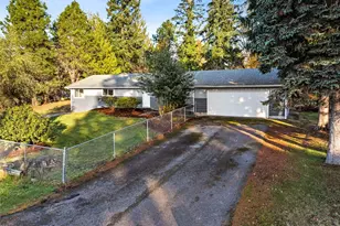 11821 74th Ave E, Puyallup, WA 98373 - Photo 1