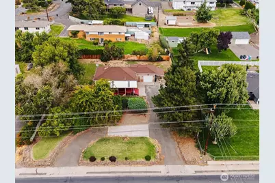 8607 Summitview Avenue, Yakima, WA 98908 - Photo 1