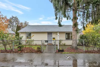 534 4th Avenue S, Kent, WA 98032 - Photo 1