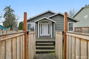 1755 NE 89th St, Seattle, WA 98115 - Photo 1