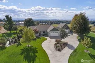 198 Narcissa Pl, Walla Walla, WA 99362 - Photo 1