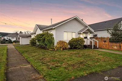 1206 Porter Street, Enumclaw, WA 98022 - Photo 1