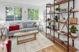 300 10th Ave, Seattle, WA 98122 - Photo 1