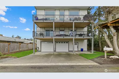 600 Hi Ab La Place NE, Tacoma, WA 98422 - Photo 1