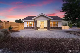 704 E Woodin Ave, Chelan, WA 98816 - Photo 1