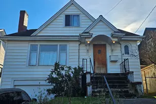 127 N 83rd St, Seattle, WA 98103 - Photo 1