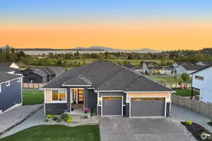 5423 Lonicera Dr, Blaine, WA 98230 - Photo 1