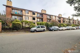 22700 28th Ave S, Des Moines, WA 98198 - Photo 1