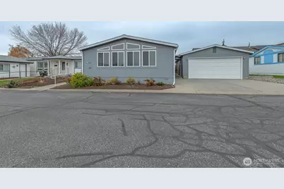 1705 Twins Peaks Drive, Wenatchee, WA 98801 - Photo 1