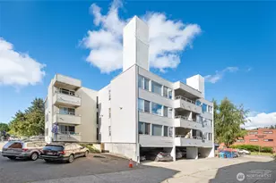 7919 Wallingford Ave N, Seattle, WA 98103 - Photo 1