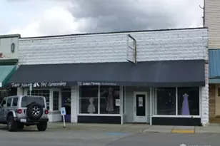 525 E Fairhaven Ave, Burlington, WA 98233 - Photo 1