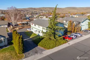 223 NE E St, Ephrata, WA 98823 - Photo 1