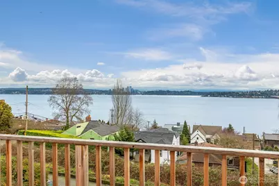 913 Lake Washington Boulevard S, Seattle, WA 98144 - Photo 1