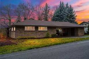 723 21st Ave SW, Puyallup, WA 98371 - Photo 1