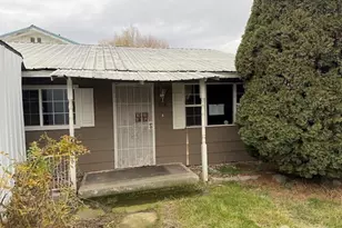 314 Liberty Ave, Granger, WA 98932 - Photo 1