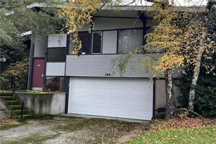 142 109th Ave SE, Bellevue, WA 98004 - Photo 1