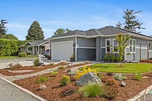 880 S Pine St, Burlington, WA 98233 - Photo 1