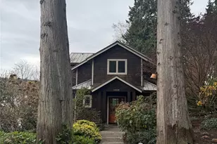 15135 Anna Vera Ln NE, Bainbridge Island, WA 98110 - Photo 1