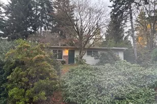 8427 NE 140th St, Kirkland, WA 98034 - Photo 1