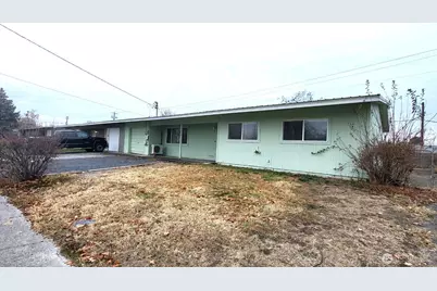 8910 Travis Drive #B, Moses Lake, WA 98837 - Photo 1
