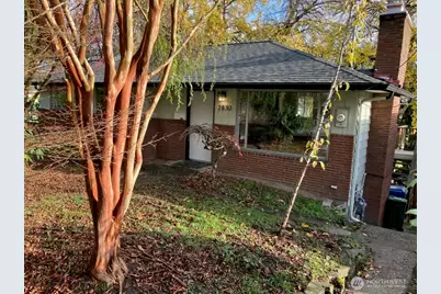 2830 23rd Avenue W, Seattle, WA 98199 - Photo 1