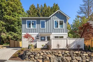 11526 38th Ave NE, Seattle, WA 98125 - Photo 1