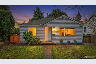 7952 18th Avenue SW, Seattle, WA 98106 - Photo 1
