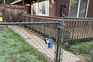 92 E Arden St, Port Hadlock-Irondale, WA 98339 - Photo 1