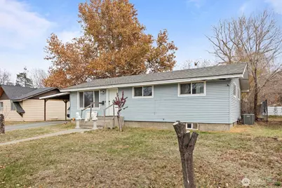 1715 N 24th Avenue, Pasco, WA 99301 - Photo 1