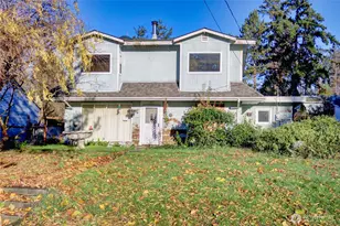 1040 W Shady Ln, Oak Harbor, WA 98277 - Photo 1