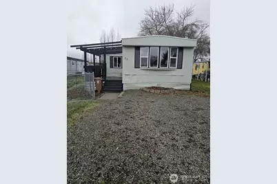 11705 N Wilson Street #A25, Mead, WA 99021 - Photo 1