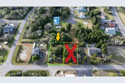 955 Tonquin Avenue SW, Ocean Shores, WA 98569 - Photo 1