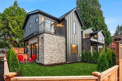 10805 NE 60th Street, Kirkland, WA 98033 - Photo 1