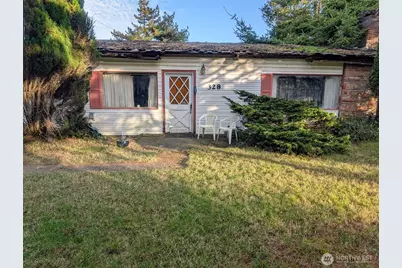 328 Ensign Avenue NW, Ocean Shores, WA 98569 - Photo 1