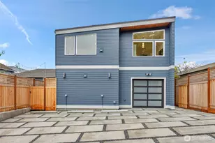 4050 32nd Ave W, Seattle, WA 98199 - Photo 1