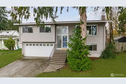 20325 24th Place W, Lynnwood, WA 98036 - Photo 1