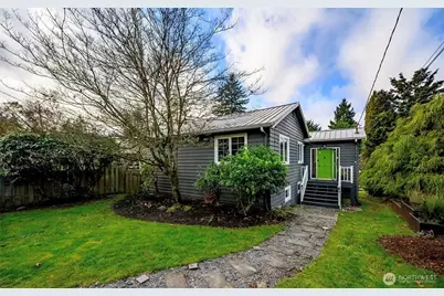 11523 40th Avenue NE, Seattle, WA 98125 - Photo 1