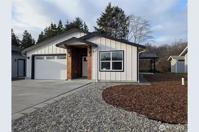 811 NE 357th Street, Ocean Park, WA 98640 - Photo 1