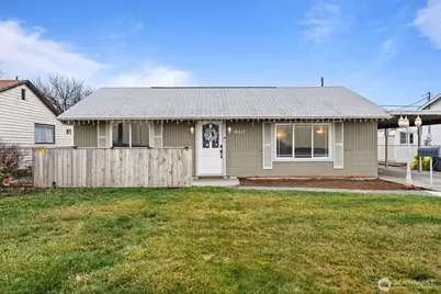 640 S Clover Drive, Moses Lake, WA 98837 - Photo 1