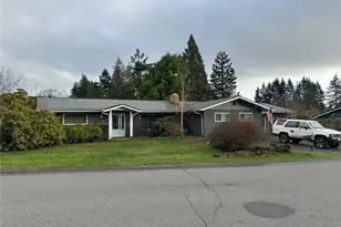 3807 NE Pinecone Dr, Bremerton, WA 98310 - Photo 1