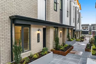 112 F 2nd Street S, Kirkland, WA 98033 - Photo 1