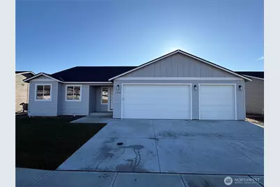 2408 2nd Street SE, East Wenatchee, WA 98802 - Photo 1