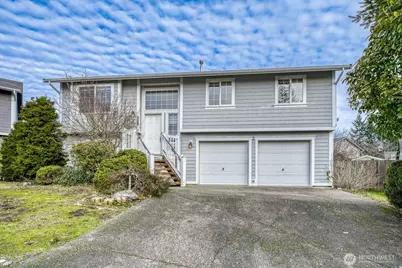 15711 24th Avenue E, Tacoma, WA 98445 - Photo 1