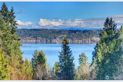 460 168th Avenue SE, Bellevue, WA 98008 - Photo 1