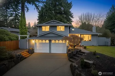 20011 35th Avenue W, Lynnwood, WA 98036 - Photo 1