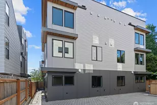 4519 D Bagley Ave N, Seattle, WA 98103 - Photo 1