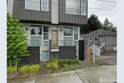 1271 N 145th Street, Seattle, WA 98133 - Photo 1