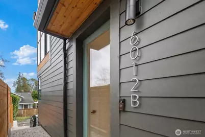 6012 B 35th Avenue NE, Seattle, WA 98115 - Photo 1