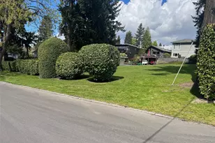 1105 6th St W, Kirkland, WA 98033 - Photo 1