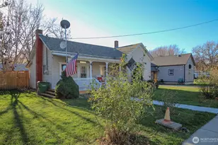 502 Tucannon St, Starbuck, WA 99359 - Photo 1